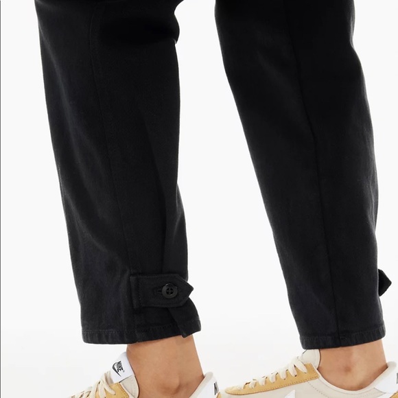 Aritzia Wilfred Free Black Modern Cargo Pants - Picture 5 of 5